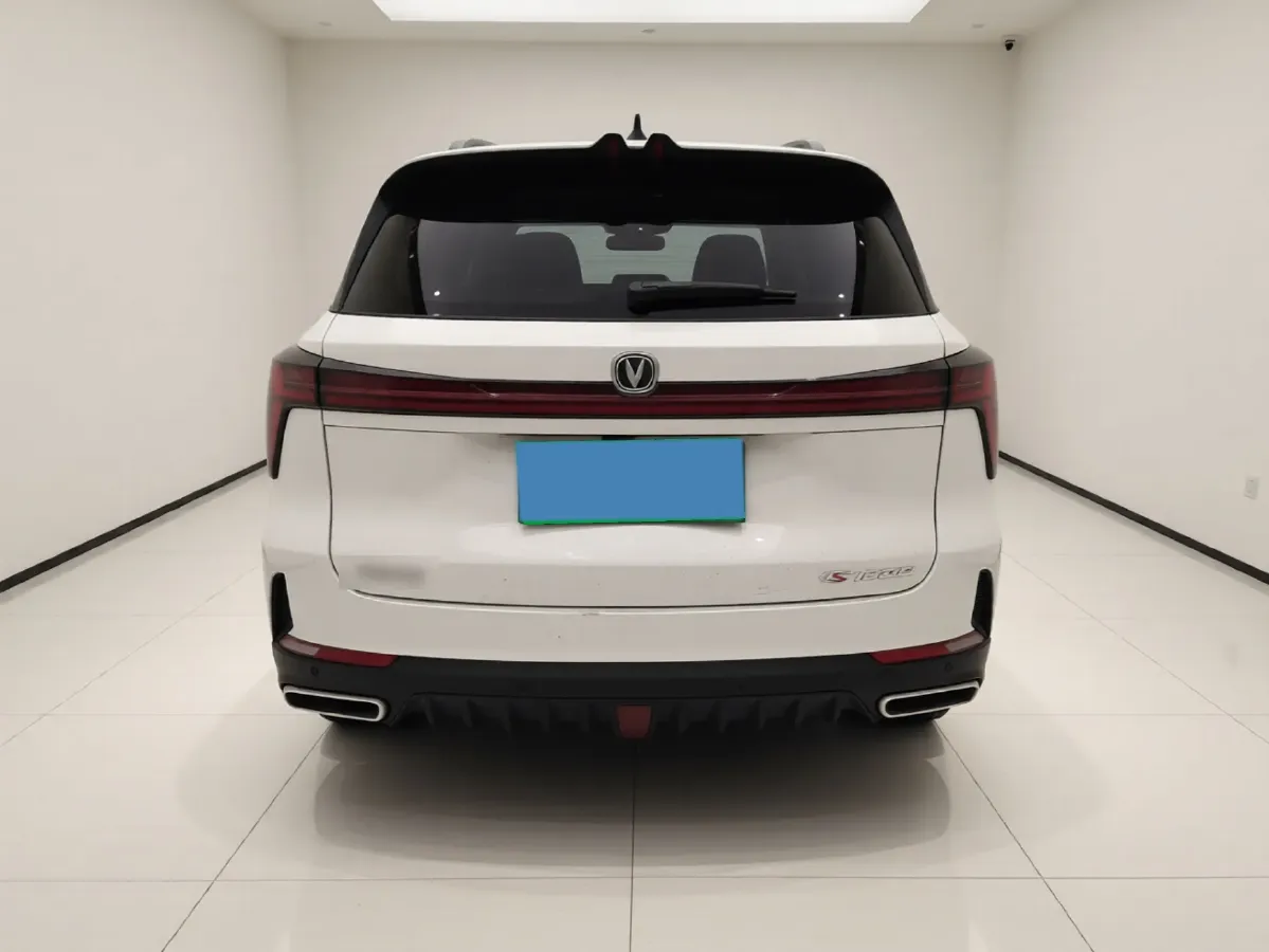 2022 ChangAn CS75 Plus 2.0T 233HP L4 8AT,autocango,china used car exporter,china ev exporter,chinese used car exporter,chinese used ev exporter