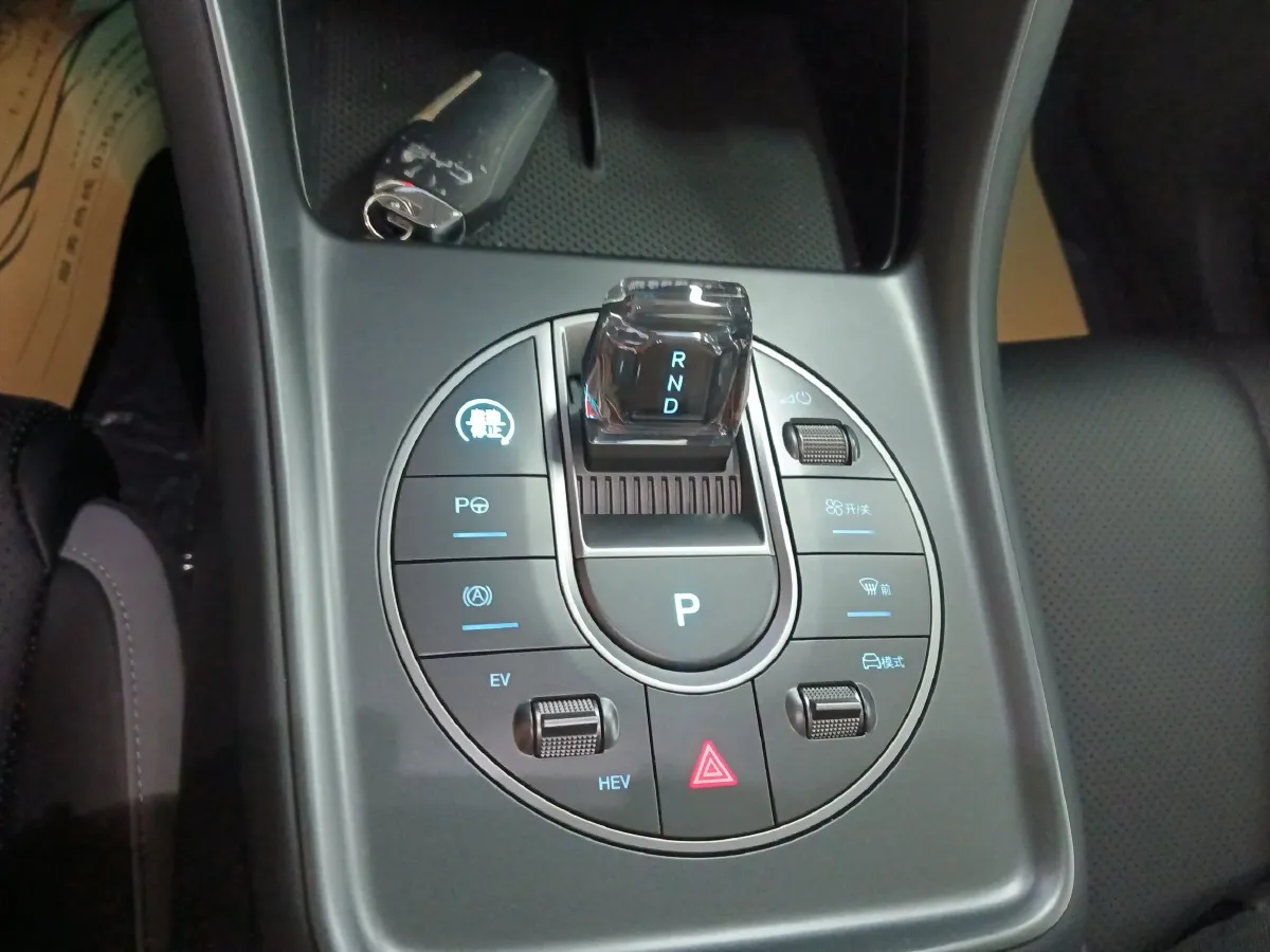 2025 BYD Sea Lion 05 DM-i 1.5L 101HP L4 E-CVT PHEV 12.9KWH,autocango,china used car exporter,china ev exporter,chinese used car exporter,chinese used ev exporter