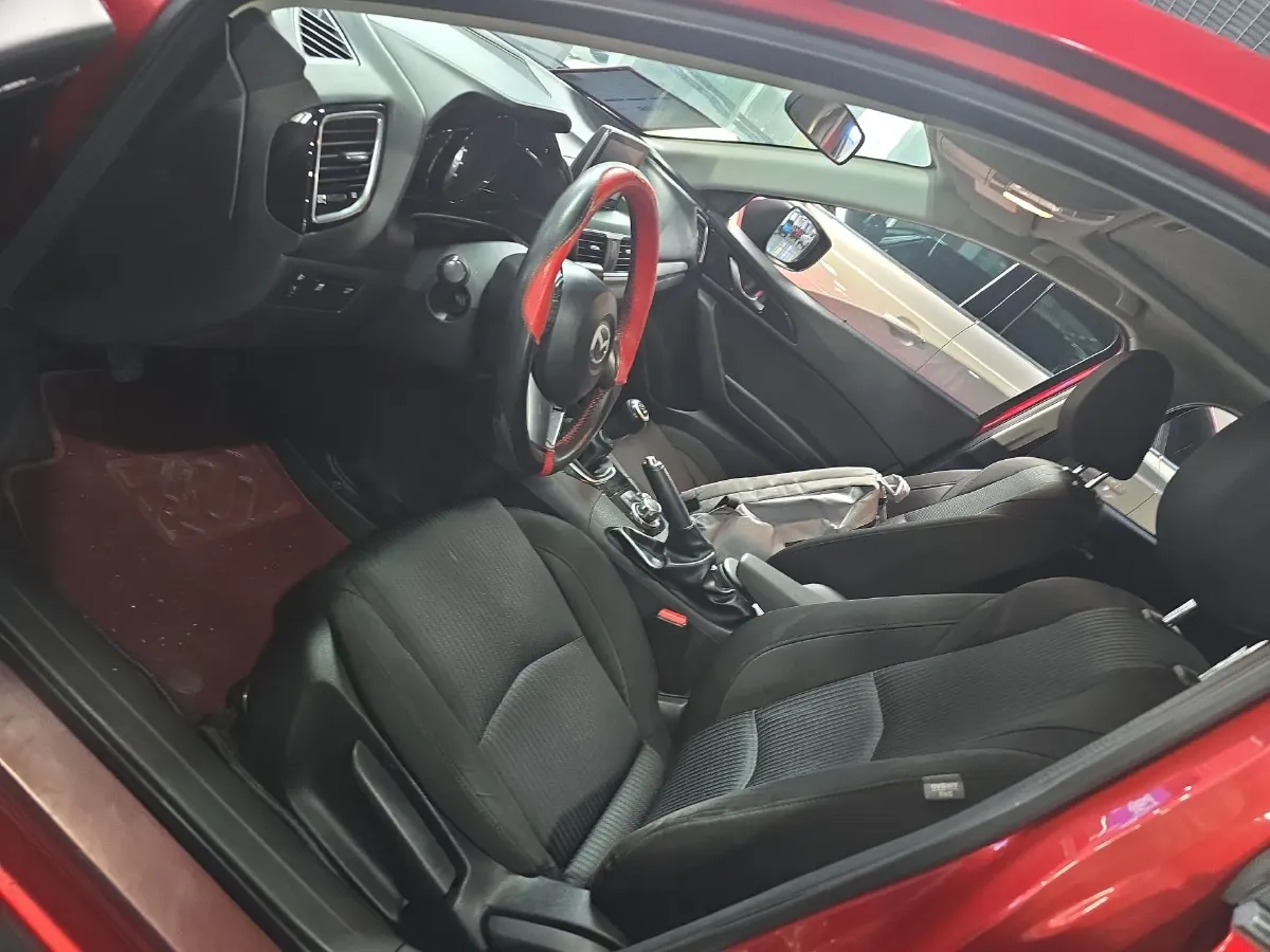 2016 Mazda 3 Axela 1.5L 117HP L4 6MT,autocango,china used car exporter,china ev exporter,chinese used car exporter,chinese used ev exporter