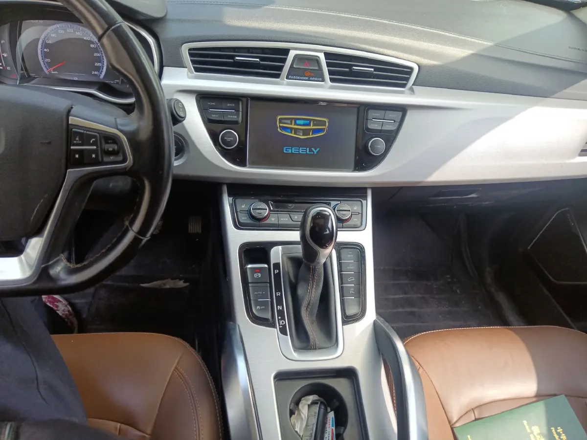 2016 Geely Azkarra 1.8T 184HP L4 6AT,autocango,china used car exporter,china ev exporter,chinese used car exporter,chinese used ev exporter