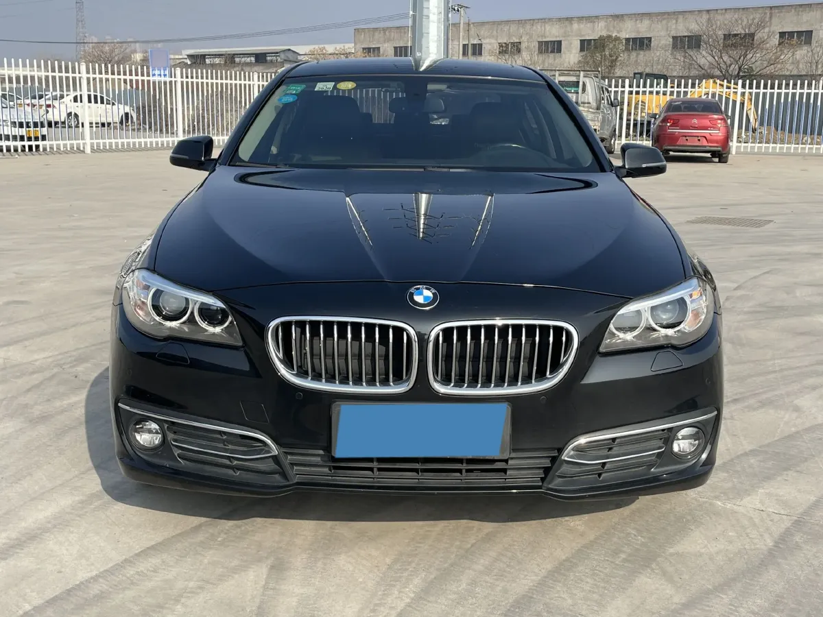 2014 BMW 5 Series 2.0T 218HP L4 8AT,autocango,china used car exporter,china ev exporter,chinese used car exporter,chinese used ev exporter