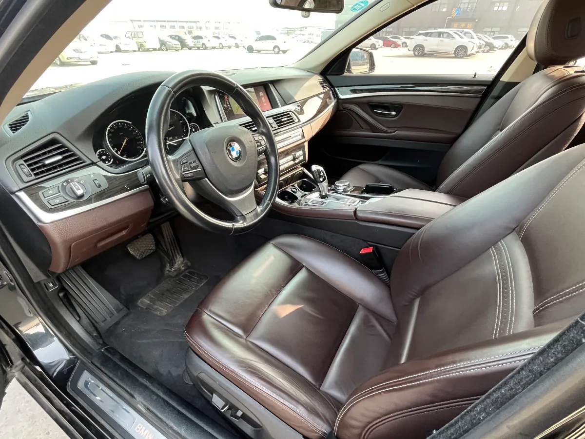 2014 BMW 5 Series 2.0T 218HP L4 8AT,autocango,china used car exporter,china ev exporter,chinese used car exporter,chinese used ev exporter