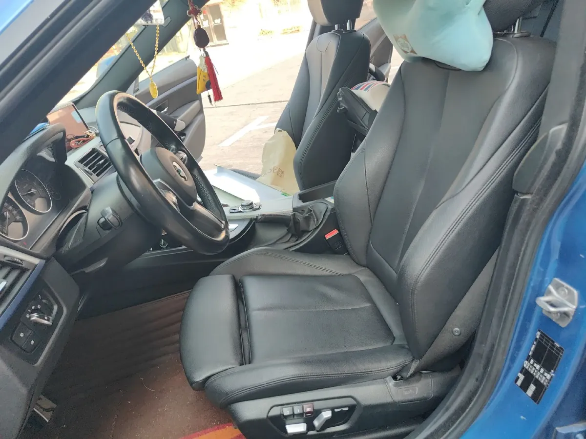 2017 BMW 3 Series GT 2.0T 184HP L4 8AT,autocango,china used car exporter,china ev exporter,chinese used car exporter,chinese used ev exporter