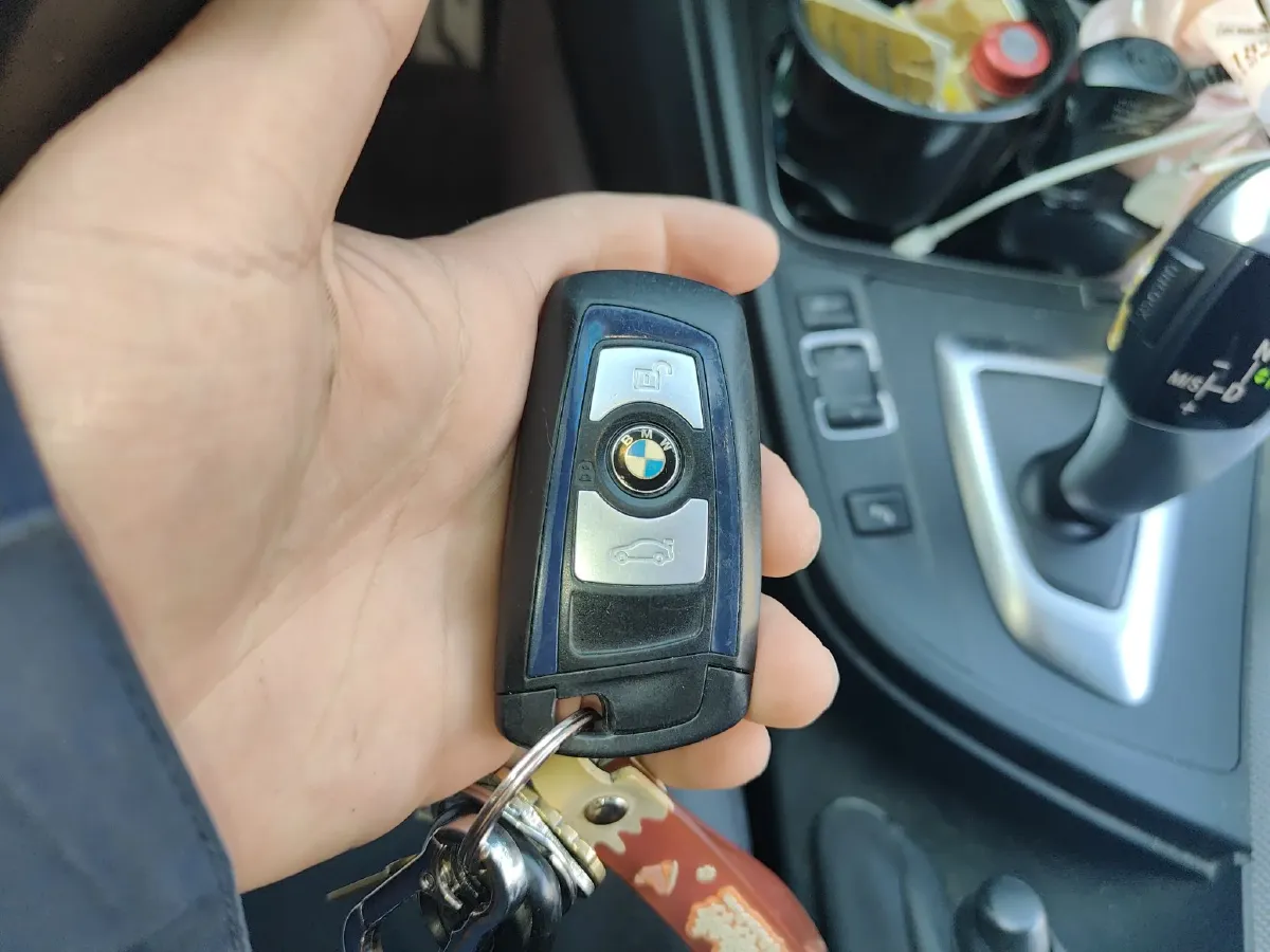 2017 BMW 3 Series GT 2.0T 184HP L4 8AT,autocango,china used car exporter,china ev exporter,chinese used car exporter,chinese used ev exporter