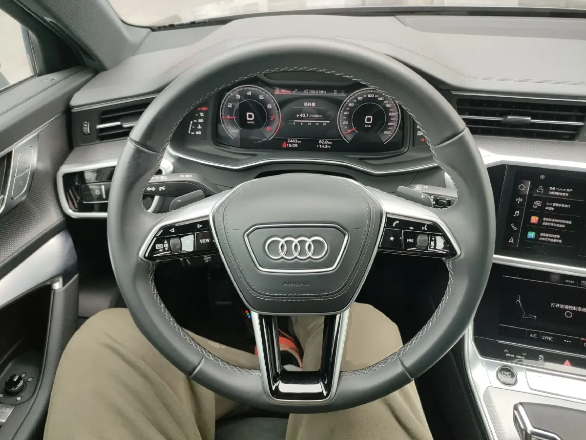 2024 Audi A6L 2.0T 245HP L4 7DCT,autocango,china used car exporter,china ev exporter,chinese used car exporter,chinese used ev exporter