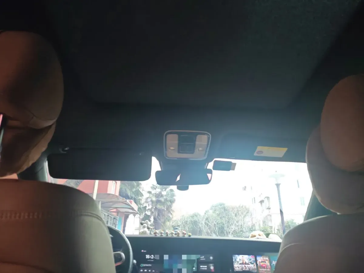 2020 Li ONE Range Extended 131HP REEV 40.5KWH,autocango,china used car exporter,china ev exporter,chinese used car exporter,chinese used ev exporter