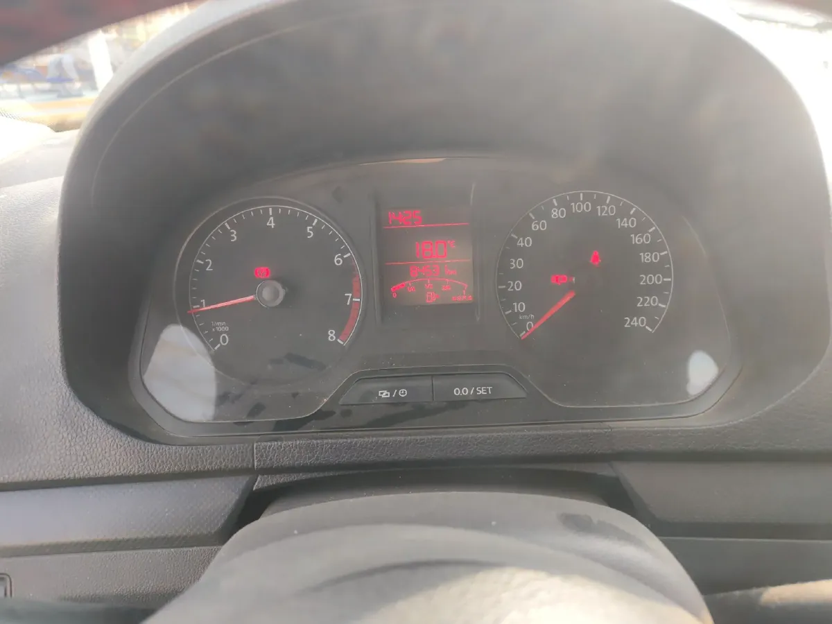 2015 Volkswagen Jetta 1.6L 110HP L4 5MT,autocango,china used car exporter,china ev exporter,chinese used car exporter,chinese used ev exporter