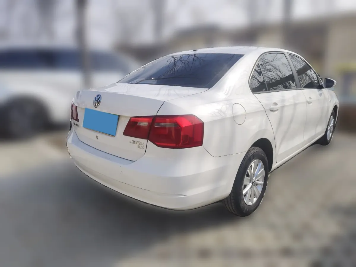 2015 Volkswagen Jetta 1.6L 110HP L4 5MT,autocango,china used car exporter,china ev exporter,chinese used car exporter,chinese used ev exporter
