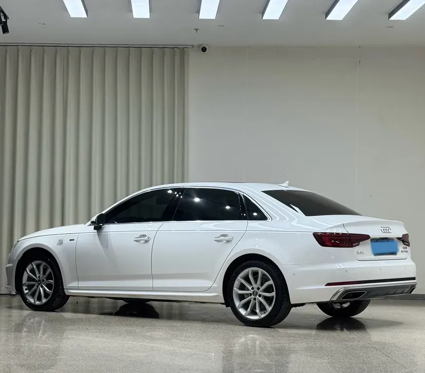 2019 Audi A4L 2.0T 190HP L4 7DCT,autocango,china used car exporter,china ev exporter,chinese used car exporter,chinese used ev exporter