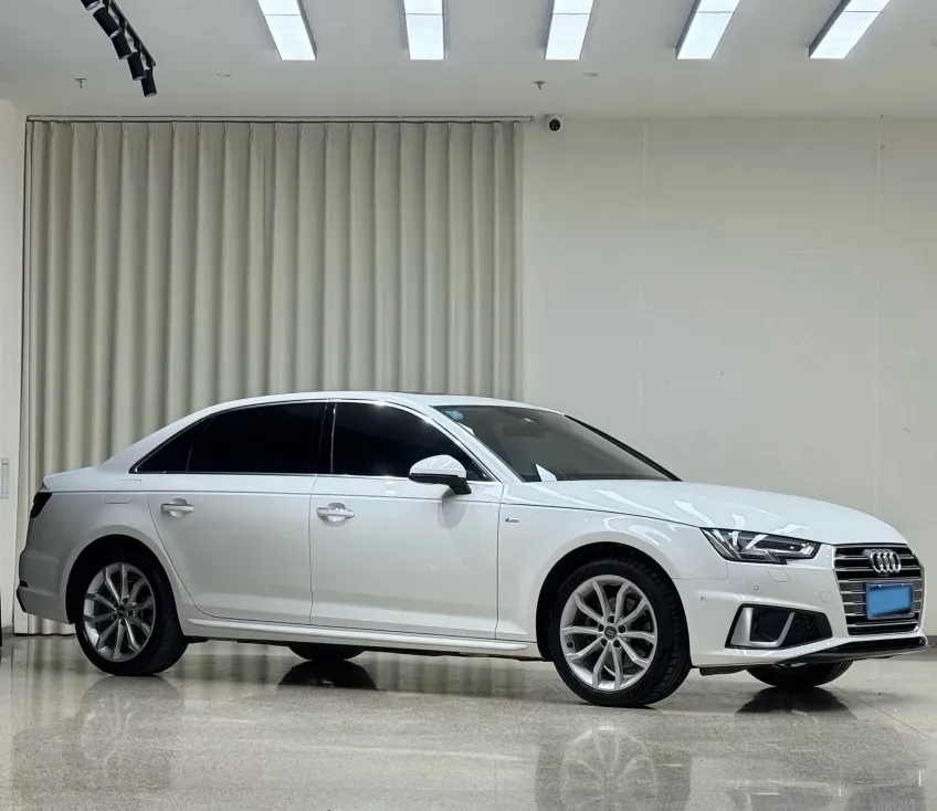 2019 Audi A4L 2.0T 190HP L4 7DCT,autocango,china used car exporter,china ev exporter,chinese used car exporter,chinese used ev exporter