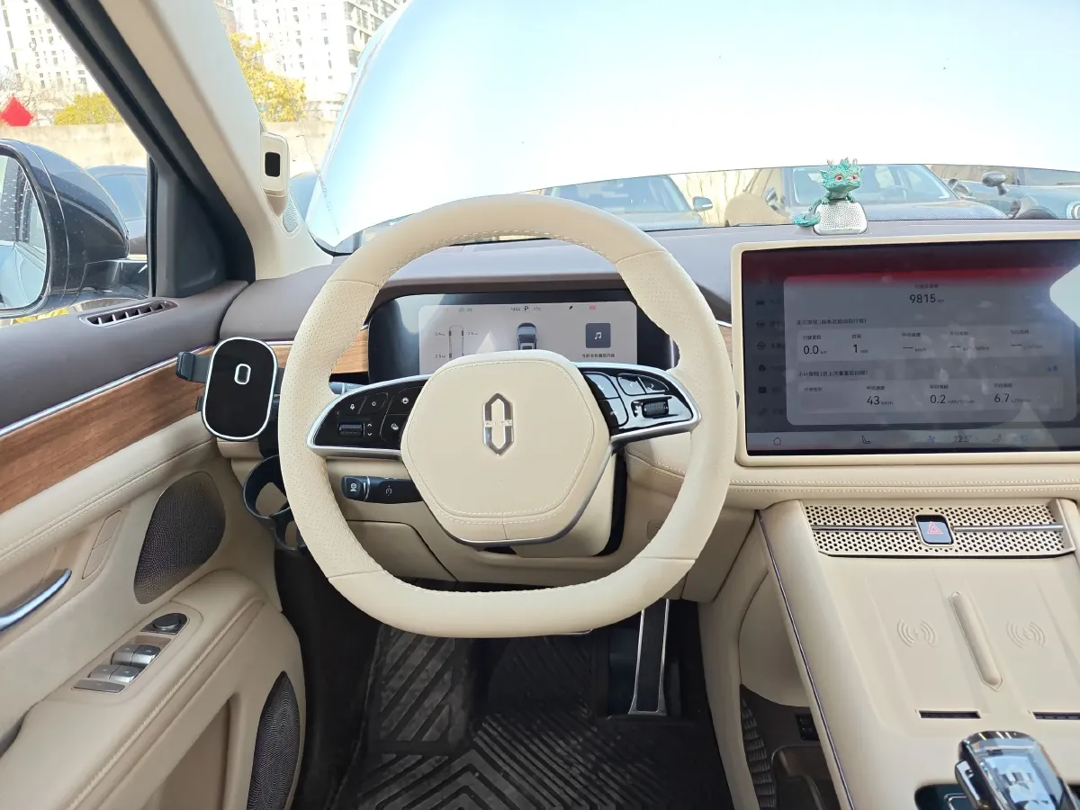 2024 AITO AITO M7 1.5T 152HP L4 REEV 40KWH,autocango,china used car exporter,china ev exporter,chinese used car exporter,chinese used ev exporter