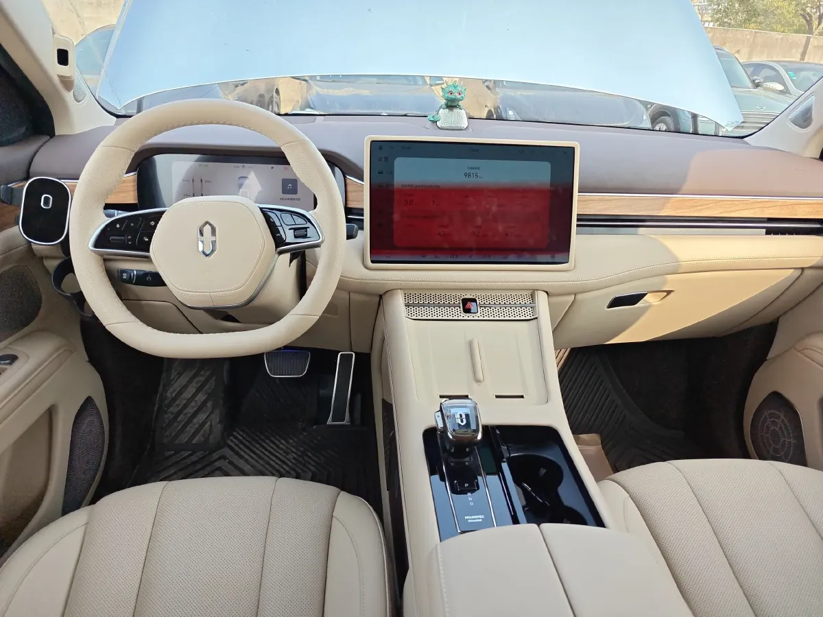 2024 AITO AITO M7 1.5T 152HP L4 REEV 40KWH,autocango,china used car exporter,china ev exporter,chinese used car exporter,chinese used ev exporter