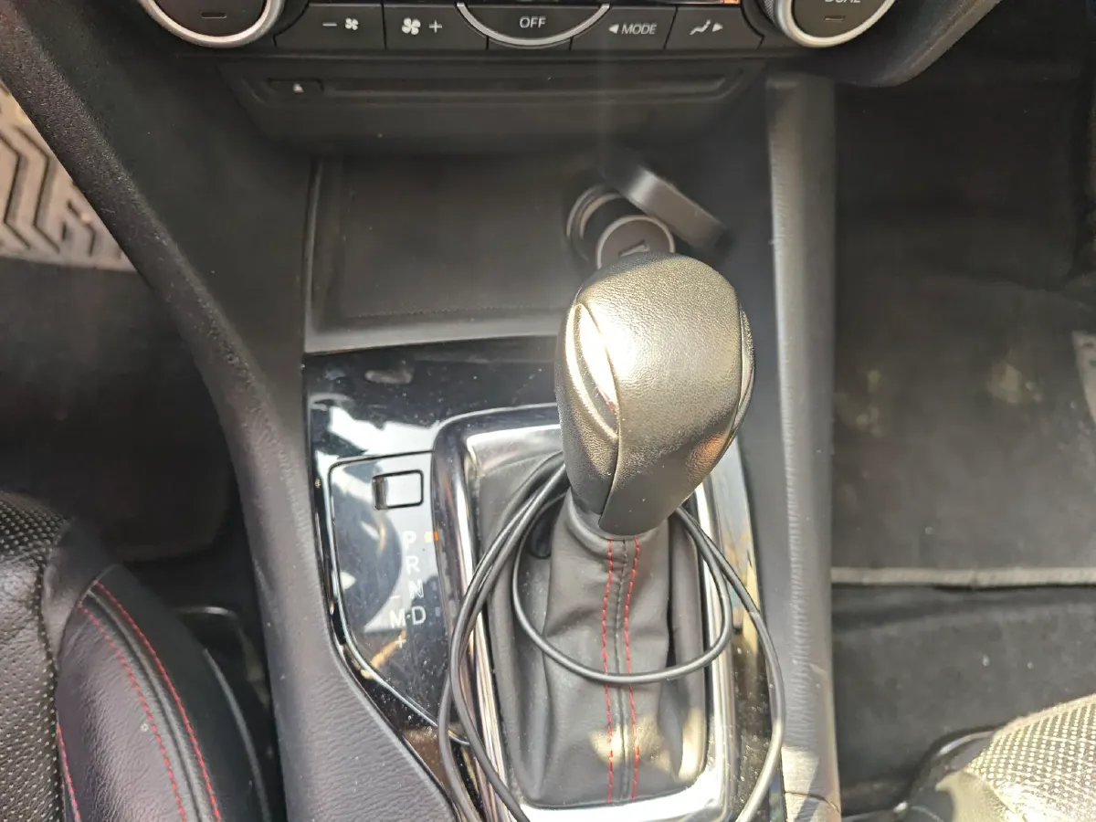 2014 Mazda 3 Axela 2.0L 158HP L4 6AT,autocango,china used car exporter,china ev exporter,chinese used car exporter,chinese used ev exporter