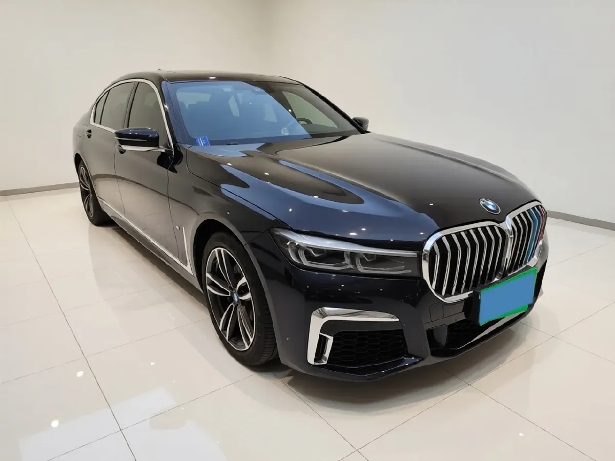 2019 BMW 7 Series 2.0T 265HP L4 8AT,autocango,china used car exporter,china ev exporter,chinese used car exporter,chinese used ev exporter