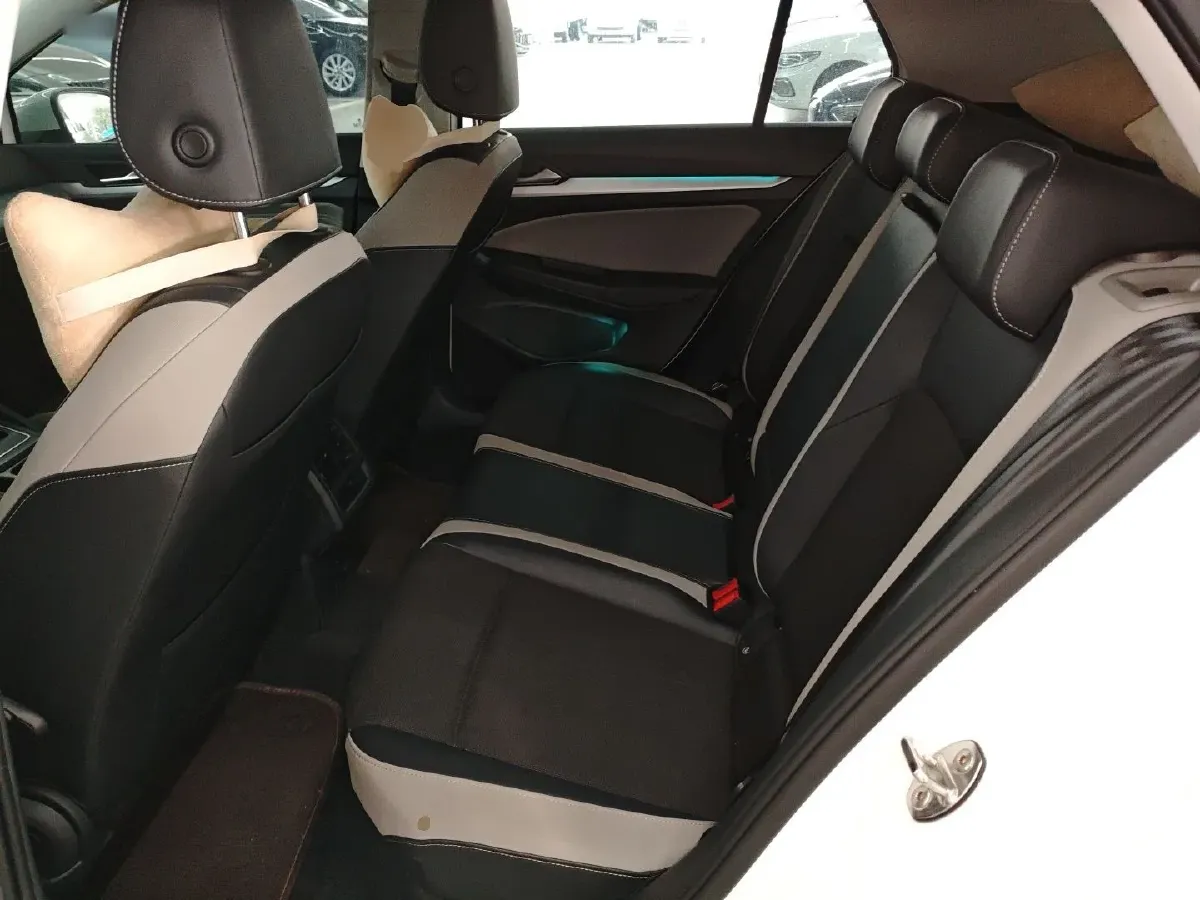 2021 Volkswagen Golf 1.4T 150HP L4 7DCT,autocango,china used car exporter,china ev exporter,chinese used car exporter,chinese used ev exporter