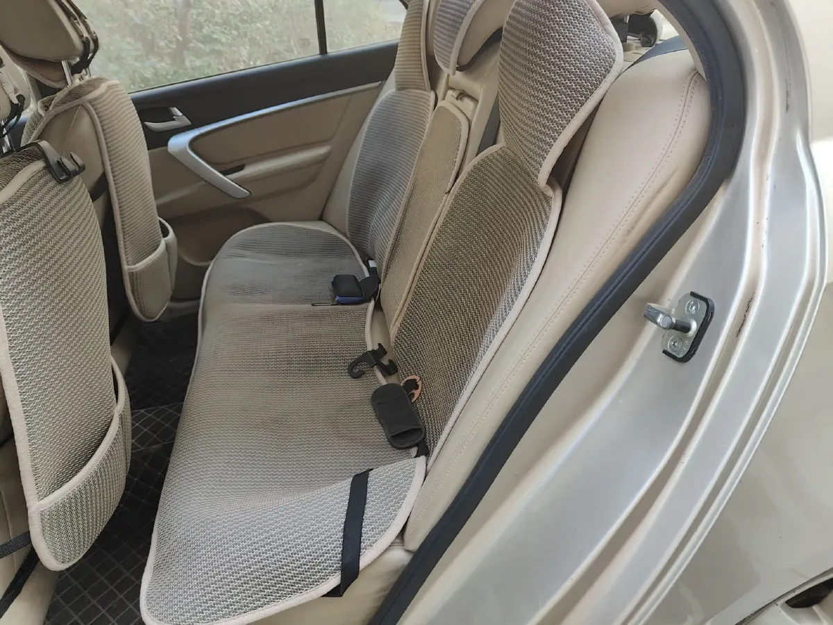 2017 Geely Emgrand 1.5L 109HP L4 5MT,autocango,china used car exporter,china ev exporter,chinese used car exporter,chinese used ev exporter