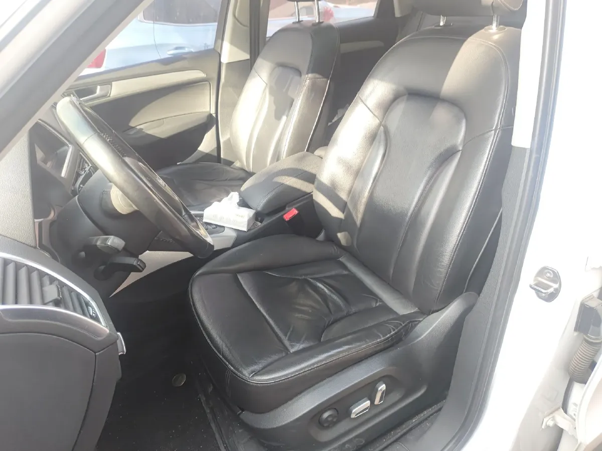 2015 Audi Q5 2.0T 224HP L4 8AT,autocango,china used car exporter,china ev exporter,chinese used car exporter,chinese used ev exporter