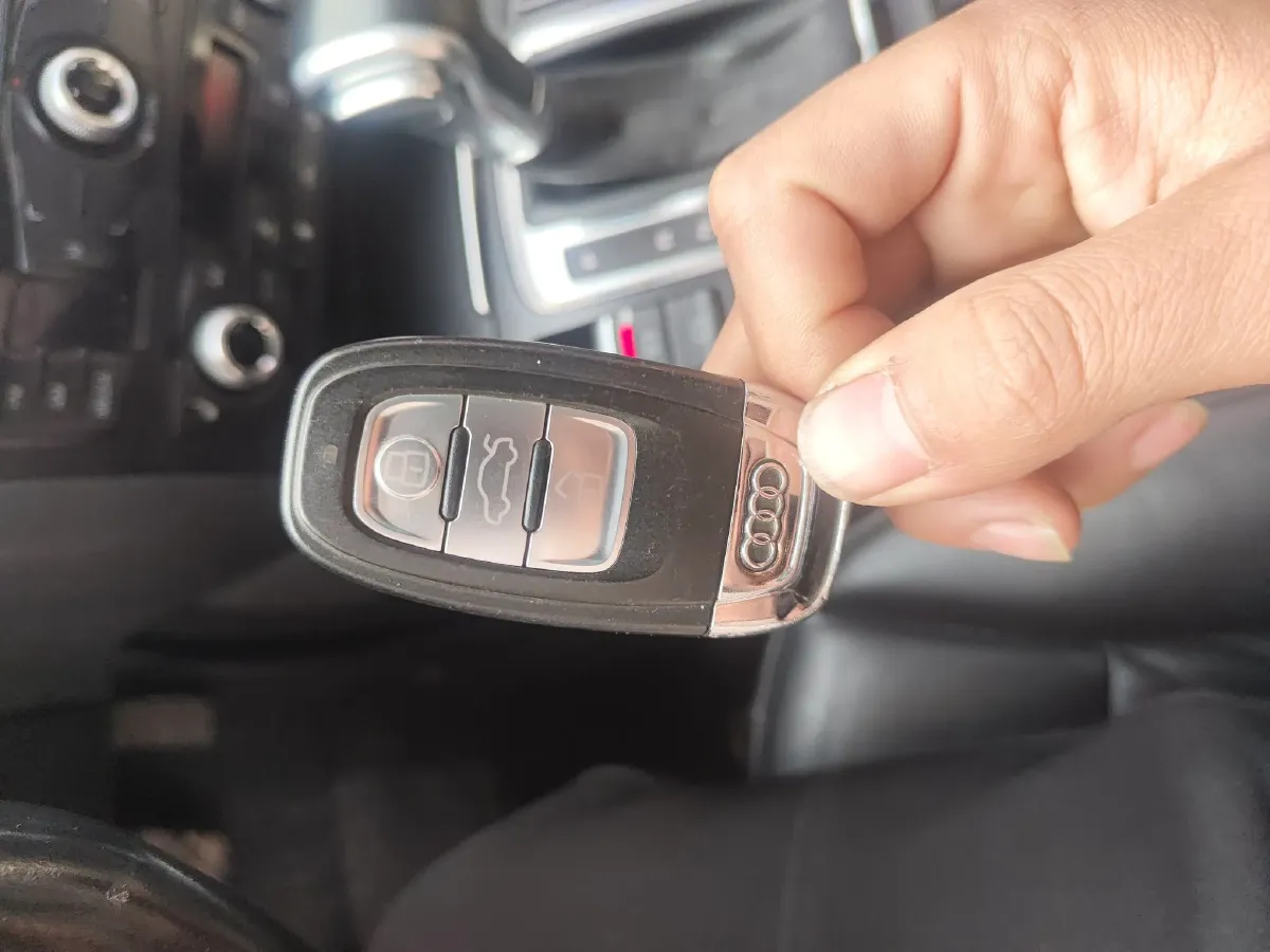 2015 Audi Q5 2.0T 224HP L4 8AT,autocango,china used car exporter,china ev exporter,chinese used car exporter,chinese used ev exporter