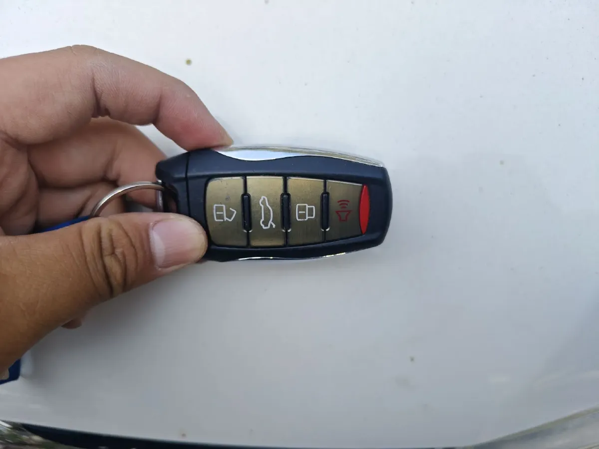 2015 Haval H8 2.0T 218HP L4 6AT,autocango,china used car exporter,china ev exporter,chinese used car exporter,chinese used ev exporter