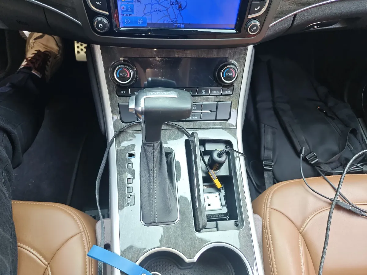 2015 Haval H8 2.0T 218HP L4 6AT,autocango,china used car exporter,china ev exporter,chinese used car exporter,chinese used ev exporter