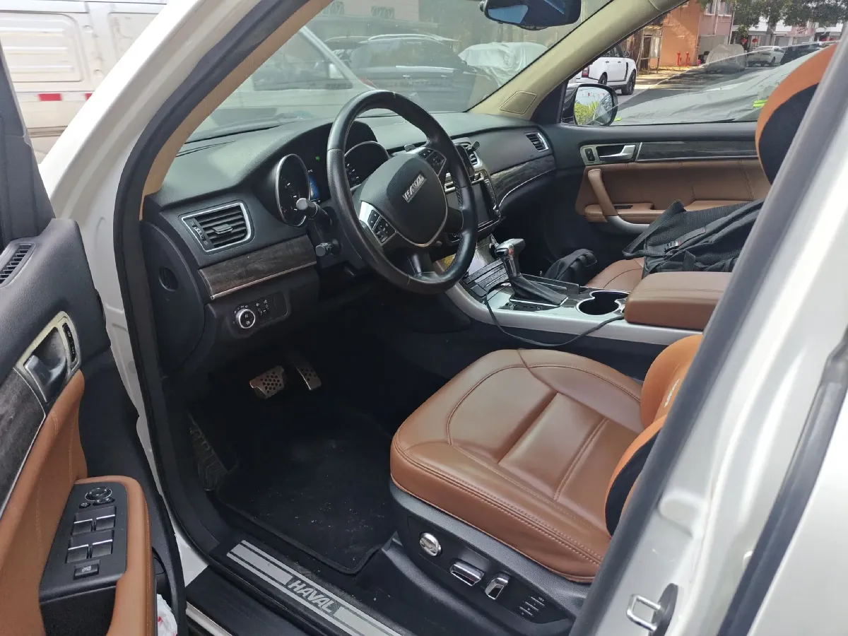 2015 Haval H8 2.0T 218HP L4 6AT,autocango,china used car exporter,china ev exporter,chinese used car exporter,chinese used ev exporter