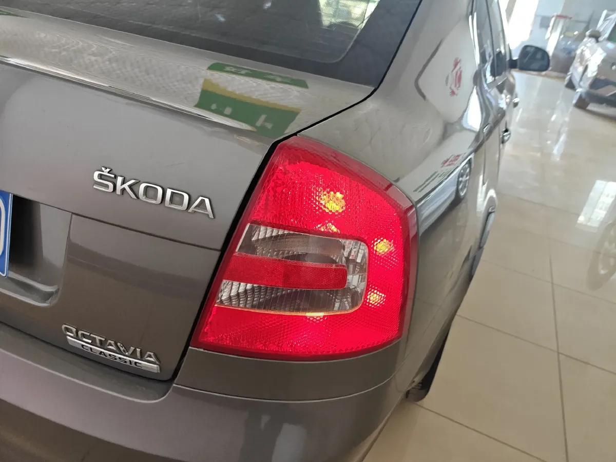 2015 Skoda Octavia 1.6L 105HP L4 6AT,autocango,china used car exporter,china ev exporter,chinese used car exporter,chinese used ev exporter