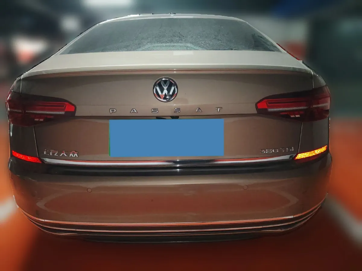 2019 Volkswagen Passat 2.0T 220HP L4 7DCT,autocango,china used car exporter,china ev exporter,chinese used car exporter,chinese used ev exporter