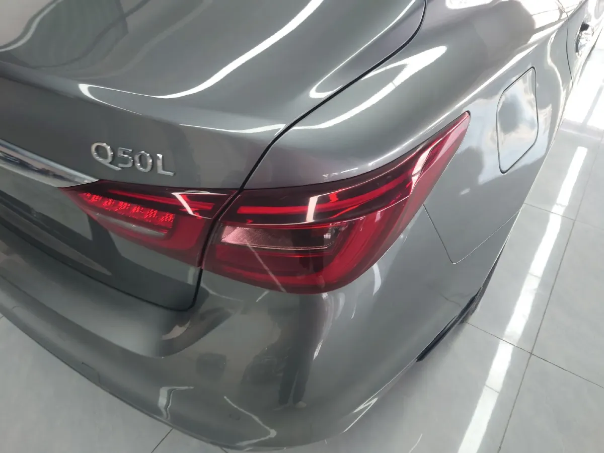 2021 Kia Carnival 2.0T 233HP L4 8AT,autocango,china used car exporter,china ev exporter,chinese used car exporter,chinese used ev exporter