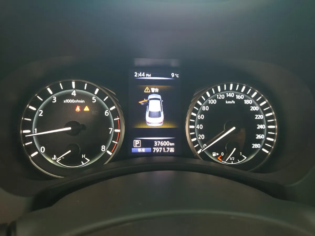 2021 Kia Carnival 2.0T 233HP L4 8AT,autocango,china used car exporter,china ev exporter,chinese used car exporter,chinese used ev exporter