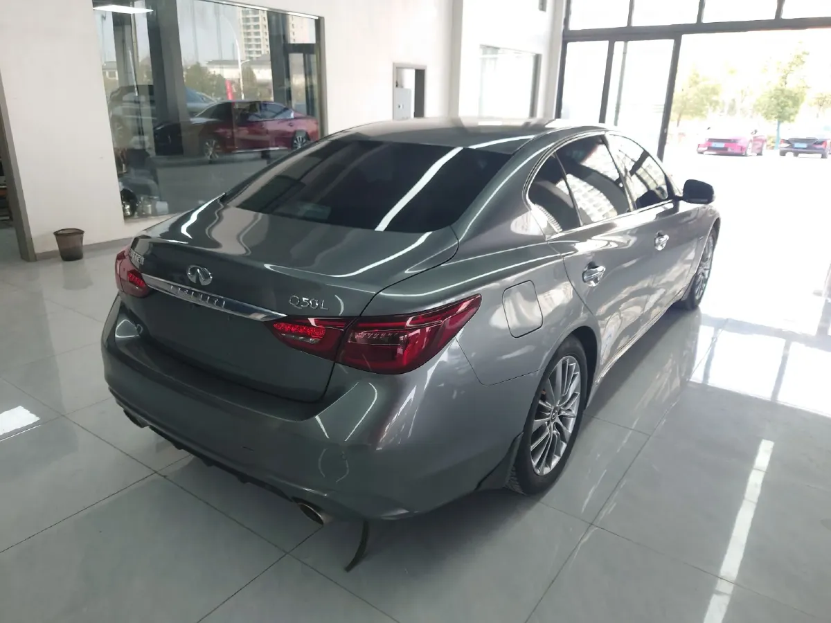 2021 Kia Carnival 2.0T 233HP L4 8AT,autocango,china used car exporter,china ev exporter,chinese used car exporter,chinese used ev exporter