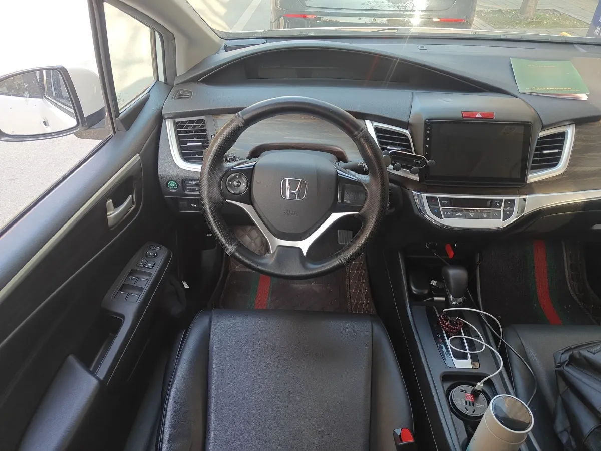 2017 Honda Jade 1.8L 141HP L4 5AT,autocango,china used car exporter,china ev exporter,chinese used car exporter,chinese used ev exporter
