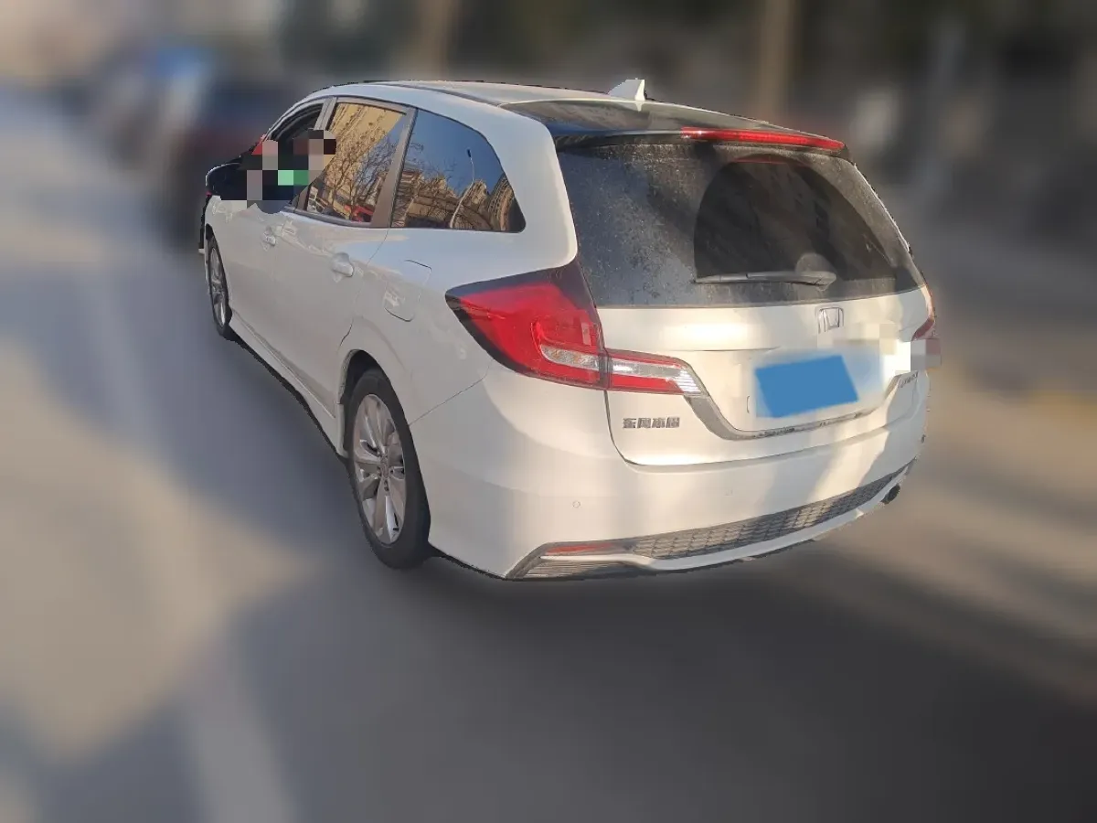 2017 Honda Jade 1.8L 141HP L4 5AT,autocango,china used car exporter,china ev exporter,chinese used car exporter,chinese used ev exporter