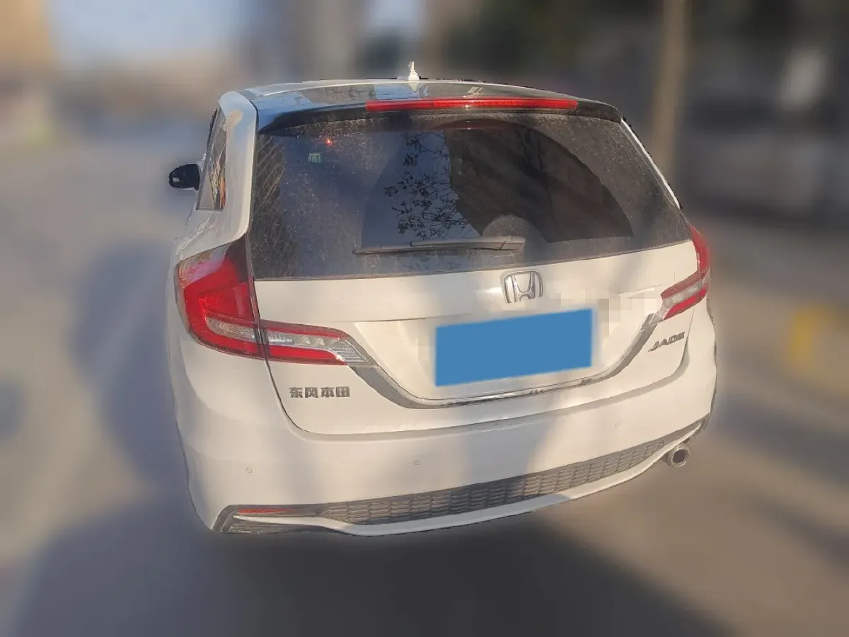 2017 Honda Jade 1.8L 141HP L4 5AT,autocango,china used car exporter,china ev exporter,chinese used car exporter,chinese used ev exporter