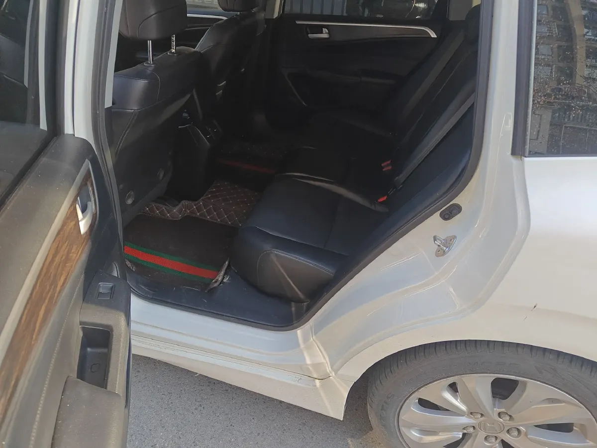 2017 Honda Jade 1.8L 141HP L4 5AT,autocango,china used car exporter,china ev exporter,chinese used car exporter,chinese used ev exporter