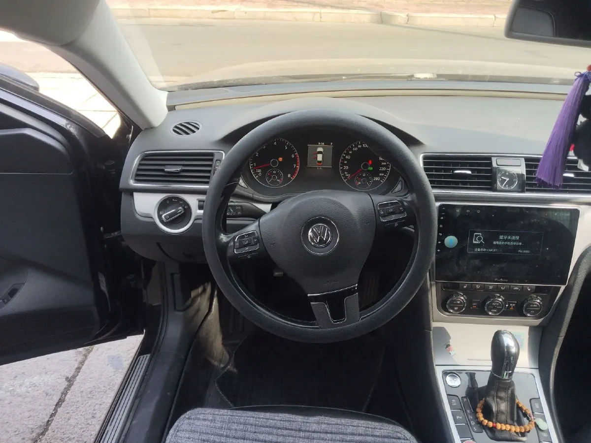 2013 Volkswagen Passat 2.0T 200HP L4 6DCT,autocango,china used car exporter,china ev exporter,chinese used car exporter,chinese used ev exporter