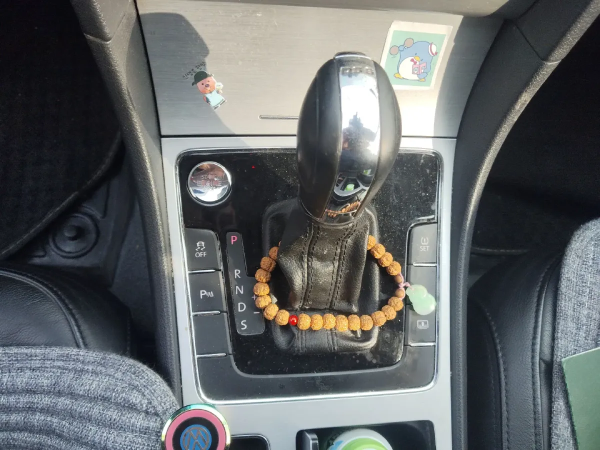 2013 Volkswagen Passat 2.0T 200HP L4 6DCT,autocango,china used car exporter,china ev exporter,chinese used car exporter,chinese used ev exporter