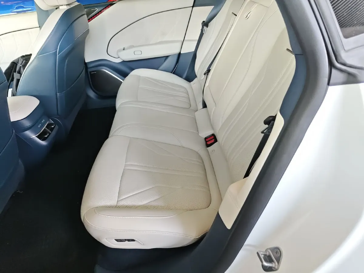 2024 Zeekr 007 BEV 100KWH,autocango,china used car exporter,china ev exporter,chinese used car exporter,chinese used ev exporter