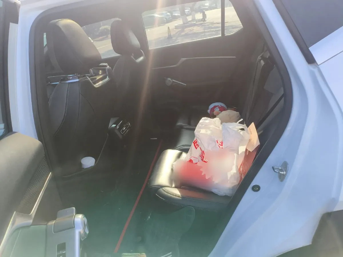 2022 GAC Trumpchi Emkoo 1.5T 177HP L4 7DCT,autocango,china used car exporter,china ev exporter,chinese used car exporter,chinese used ev exporter