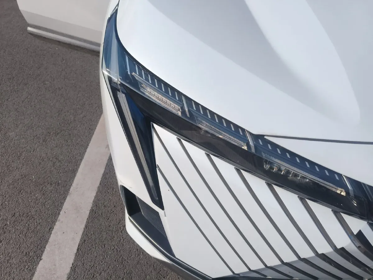 2022 GAC Trumpchi Emkoo 1.5T 177HP L4 7DCT,autocango,china used car exporter,china ev exporter,chinese used car exporter,chinese used ev exporter