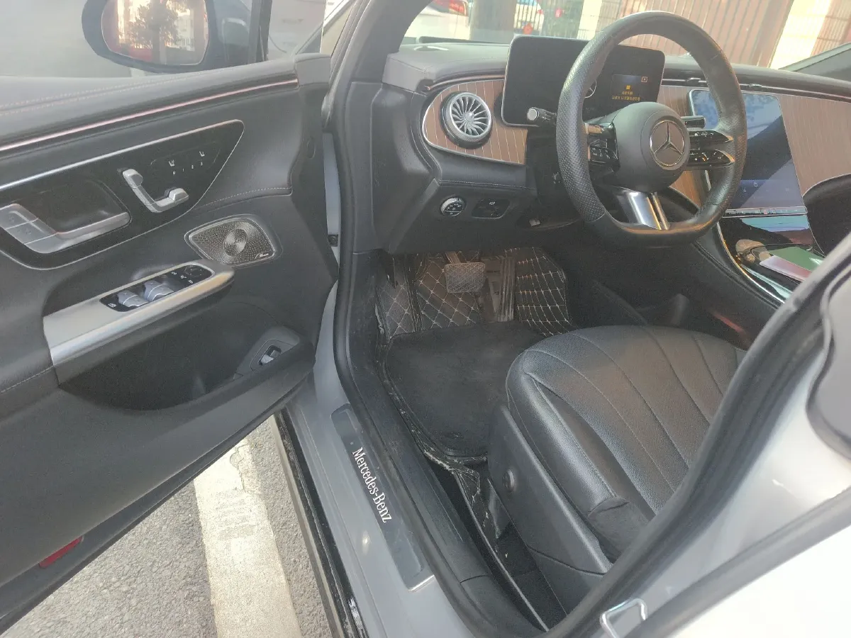 2022 Mercedes-Benz EQE Class BEV 96.1KWH,autocango,china used car exporter,china ev exporter,chinese used car exporter,chinese used ev exporter