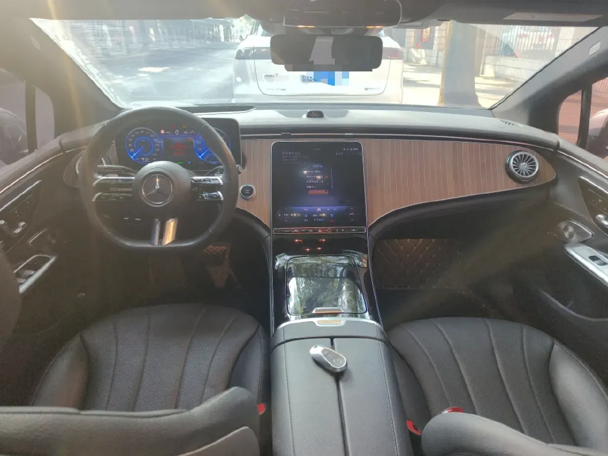 2022 Mercedes-Benz EQE Class BEV 96.1KWH,autocango,china used car exporter,china ev exporter,chinese used car exporter,chinese used ev exporter