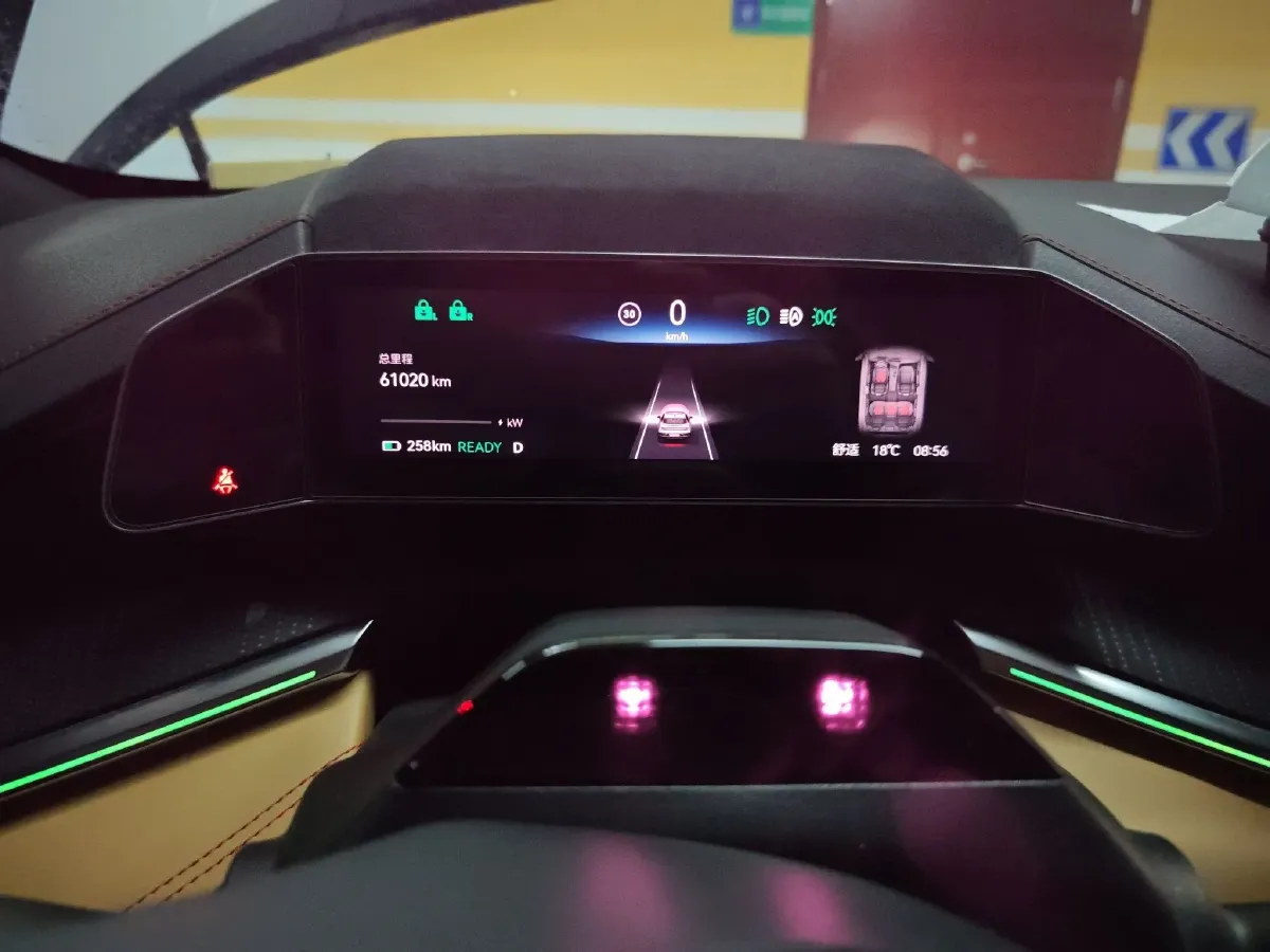 2022 Zeekr 001 BEV 100KWH,autocango,china used car exporter,china ev exporter,chinese used car exporter,chinese used ev exporter