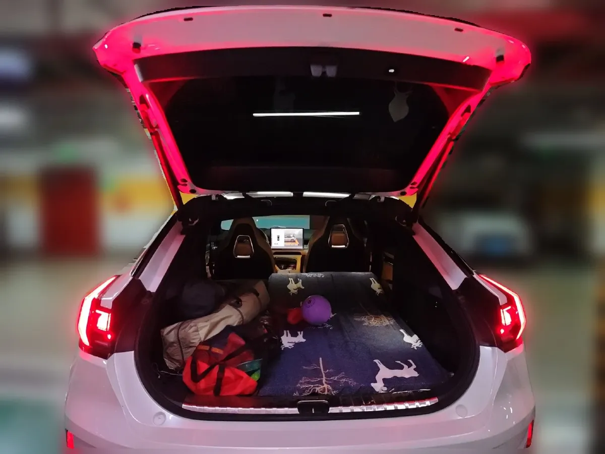 2022 Zeekr 001 BEV 100KWH,autocango,china used car exporter,china ev exporter,chinese used car exporter,chinese used ev exporter