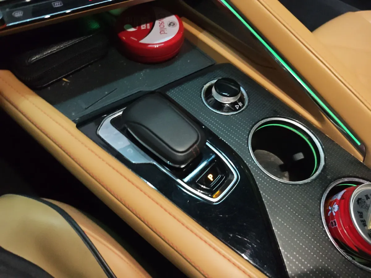 2022 Zeekr 001 BEV 100KWH,autocango,china used car exporter,china ev exporter,chinese used car exporter,chinese used ev exporter