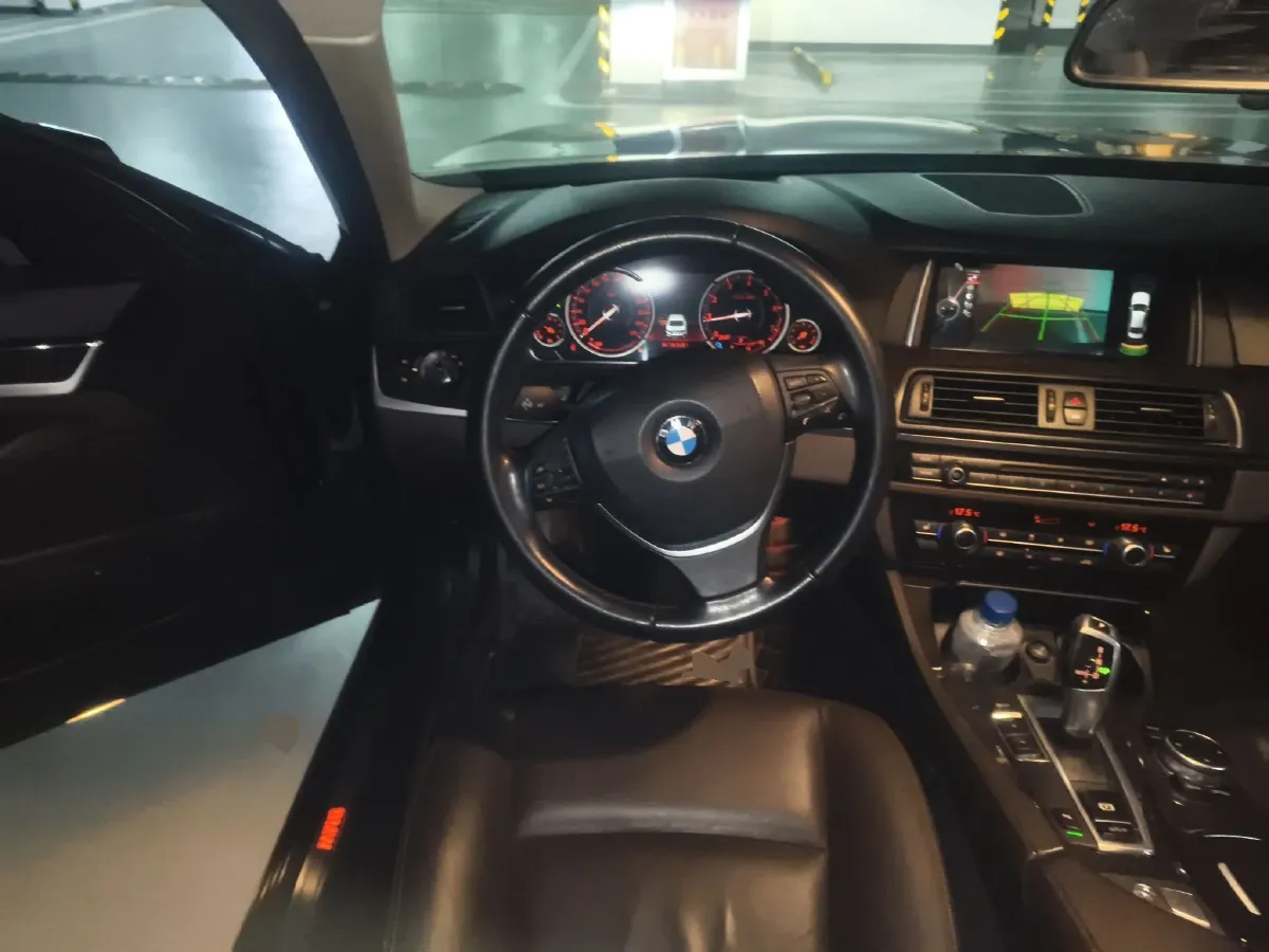2014 BMW 5 Series 2.0T 218HP L4 8AT,autocango,china used car exporter,china ev exporter,chinese used car exporter,chinese used ev exporter