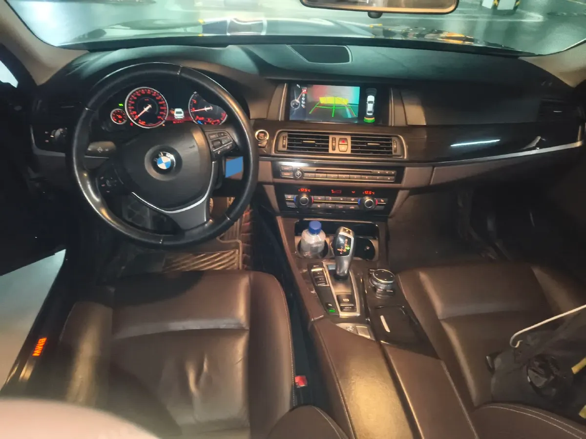 2014 BMW 5 Series 2.0T 218HP L4 8AT,autocango,china used car exporter,china ev exporter,chinese used car exporter,chinese used ev exporter