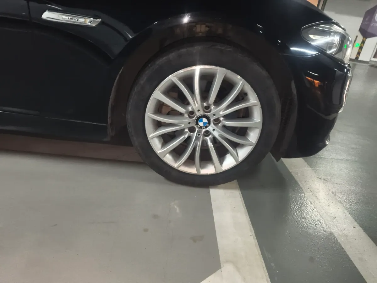 2014 BMW 5 Series 2.0T 218HP L4 8AT,autocango,china used car exporter,china ev exporter,chinese used car exporter,chinese used ev exporter