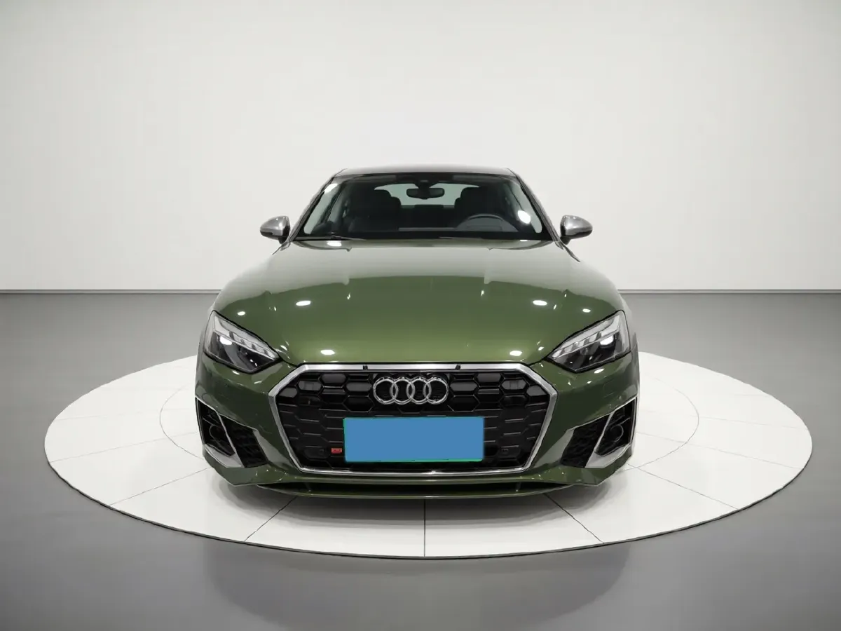 2021 Audi A5 2.0T 204HP L4 7DCT,autocango,china used car exporter,china ev exporter,chinese used car exporter,chinese used ev exporter
