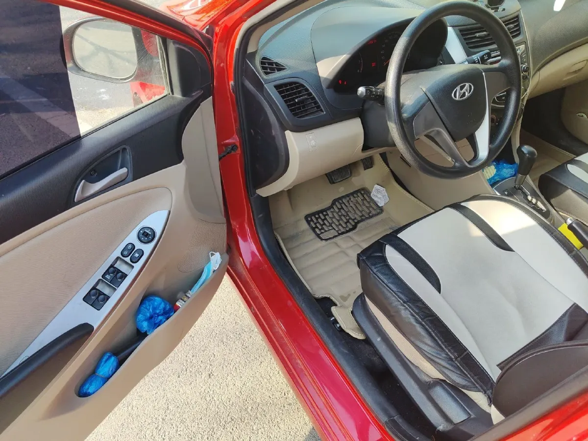 2014 Hyundai Reina 1.4L 107HP L4 4AT,autocango,china used car exporter,china ev exporter,chinese used car exporter,chinese used ev exporter