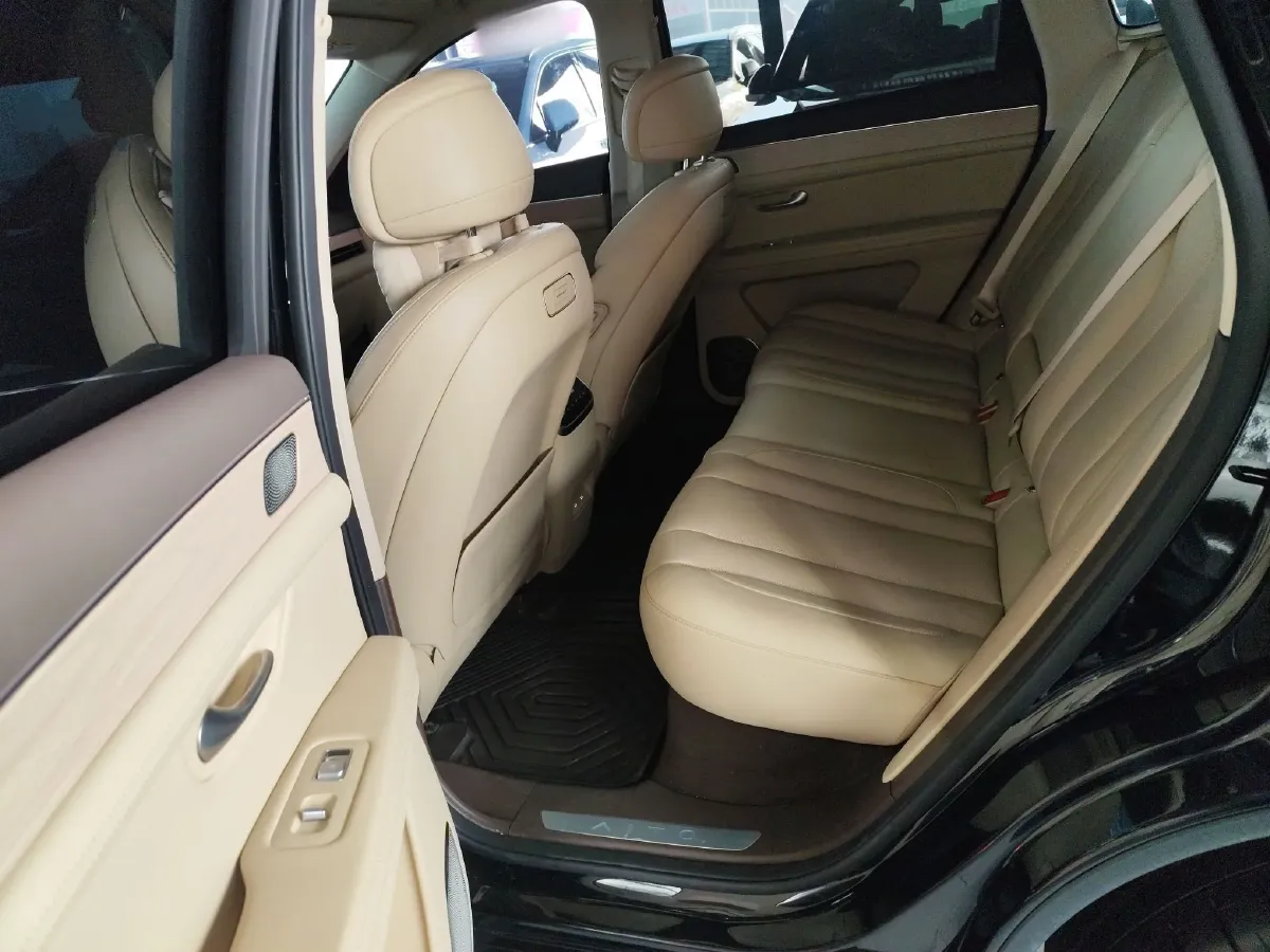 2024 AITO AITO M7 1.5T 152HP L4 REEV 38.5KWH,autocango,china used car exporter,china ev exporter,chinese used car exporter,chinese used ev exporter